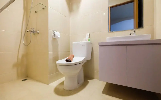 Bright and Stylish 1BR The Oasis Apartment Cikarang