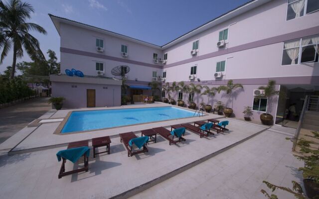 Shwe Poe Eain Hotel 1