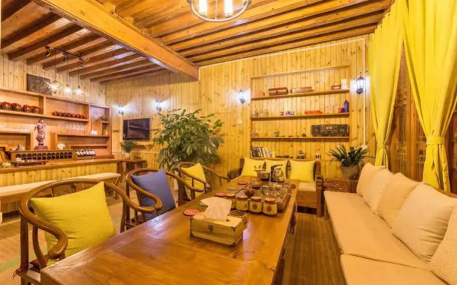 Lijiang Lake House