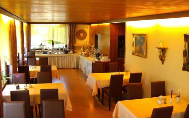 Hotel Rheingold