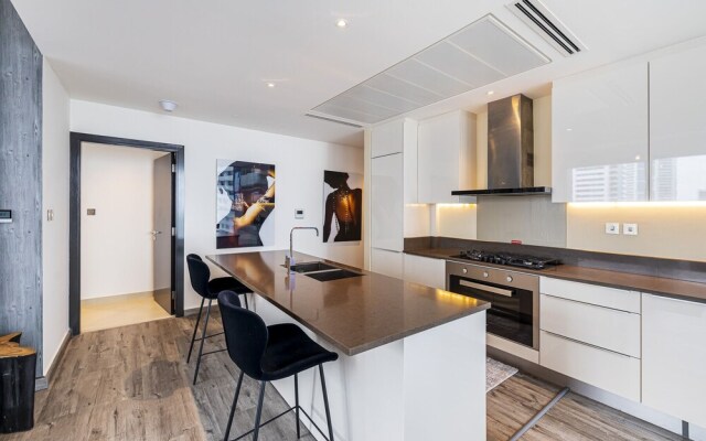 Luxury 2BR Marina Gate 3