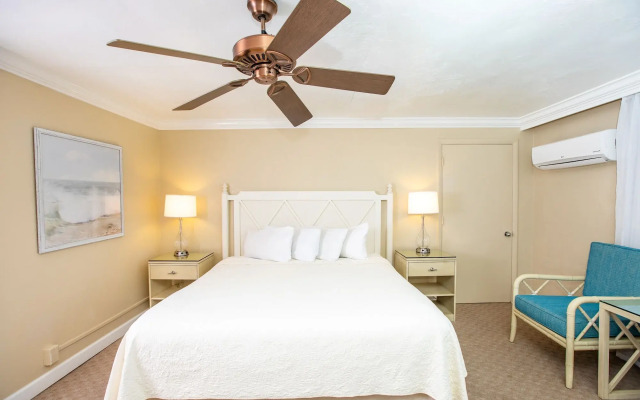 Tween Waters Island Resort & Spa