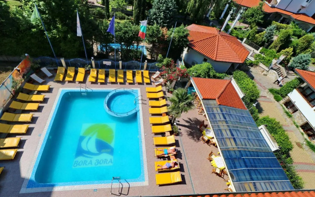 Hotel Villa Bora