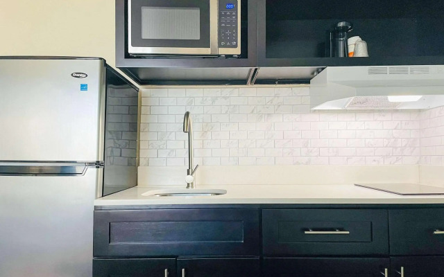 Quality Inn & Suites Lake Charles South