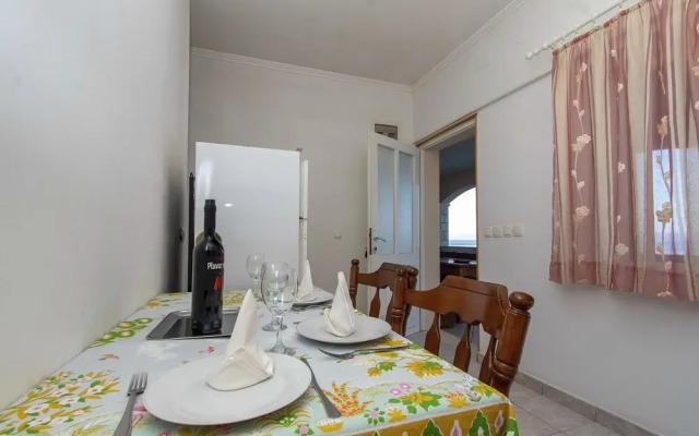 House Green Side Sunset