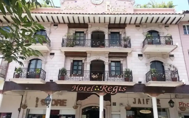 Hotel Regis