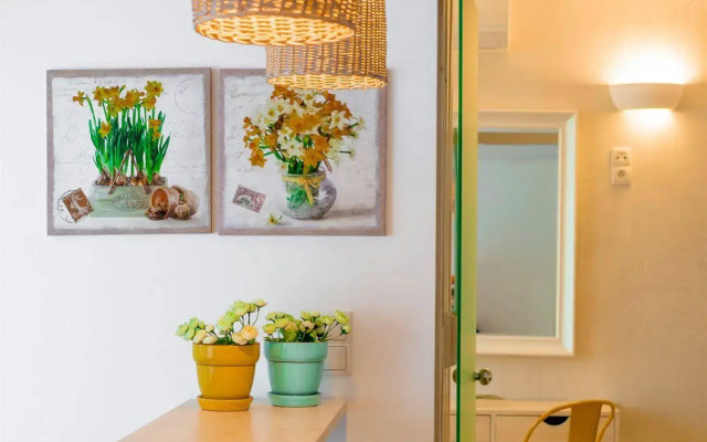 Kouros Home Hotel