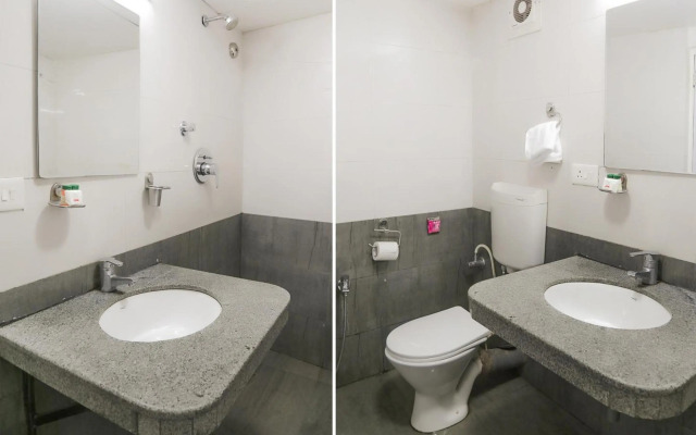 Collection O 80421 Hotel Pearl