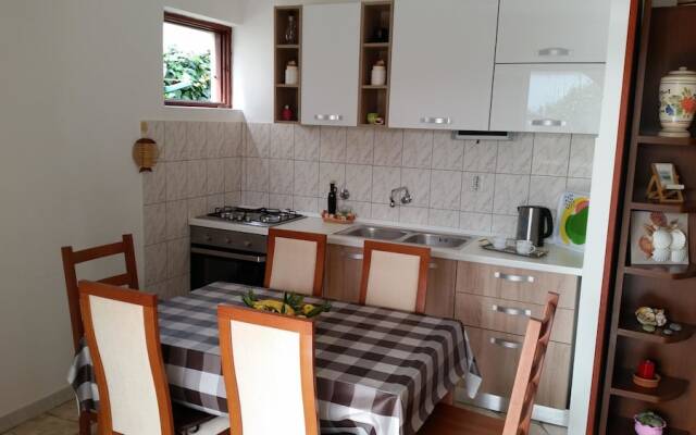 Apartments Mijić 743