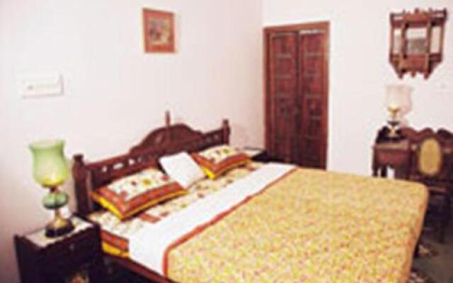 Hotel Tordi Palace - 100 km Jaipur