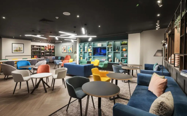 Holiday Inn Leeds Wakefield M1 Jct.40 by IHG