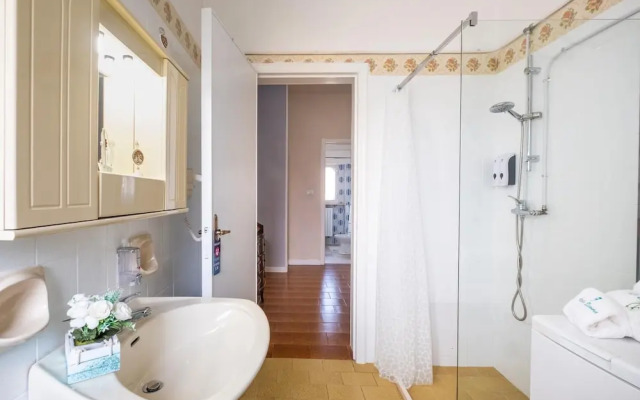 Sunshine Escape Villa In Porto Cesareo