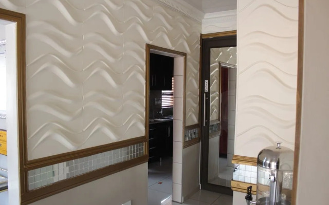 Umqhele Bed  Breakfast