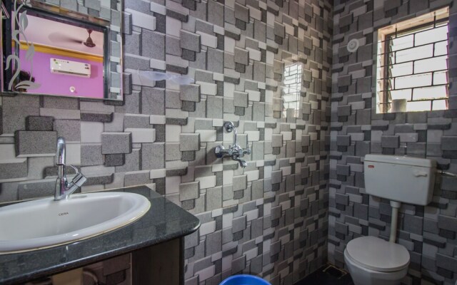 OYO 13201 Home Studio Calangute Beach