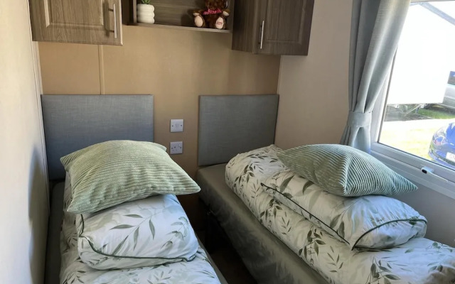 2 Bed Caravan Pets go Free at Heacham Beach