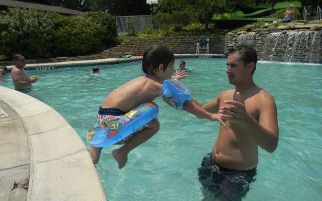 Margaritaville Lake Resort Lake of the Ozarks