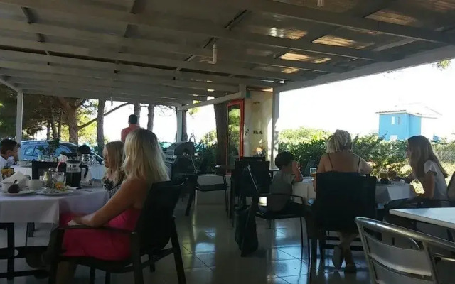 Irida Resort