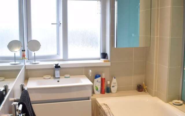 1 Bedroom Apartment in North London