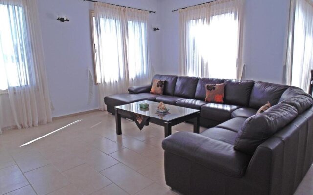 Eliofos Luxury Villa