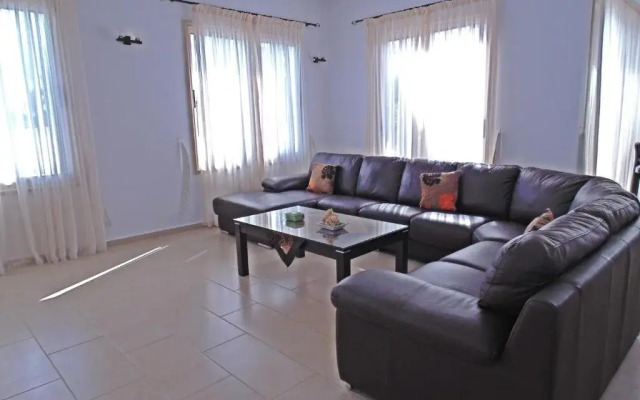 Eliofos Luxury Villa