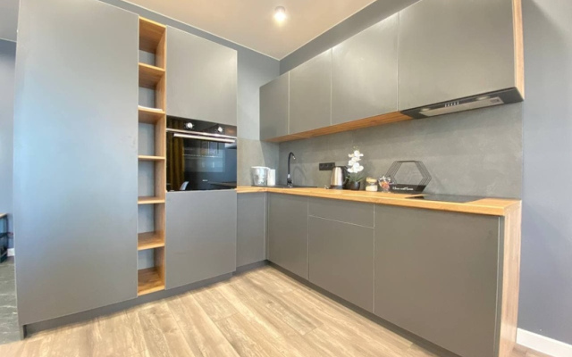 Apartamenty PODELAM na pr-te Komsomolskij, d. 80