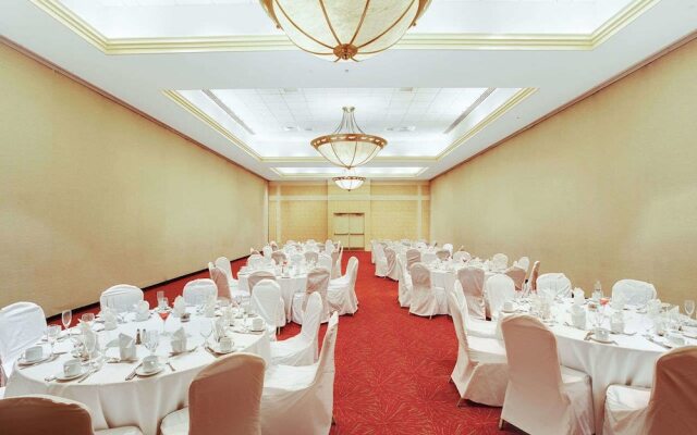 Lafayette Park Hotel & Suites, Trenton