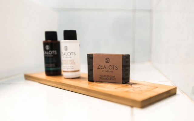 White Sun maisonette overlooking the sea