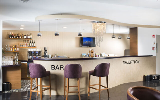 Bo33 Hotel Family & Suites