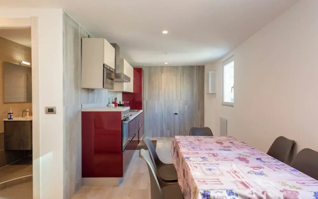 Pleasant 2BR flat next to Genoa Port