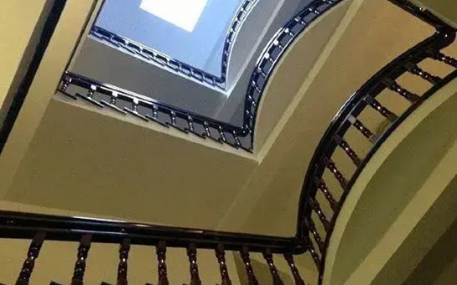 Xinyue Business Hotel