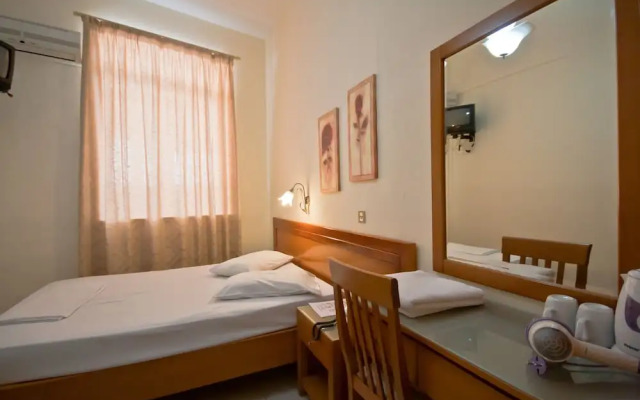 Hotel Lena