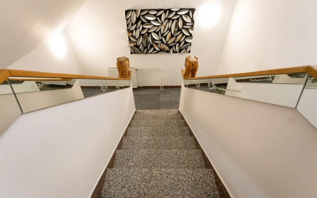 Rubina Rooms