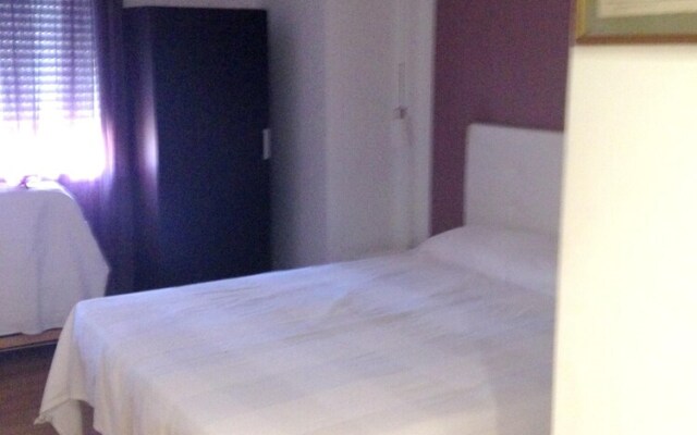 Apartment with 3 Bedrooms in València, with Wifi - 4 Km From the Beach