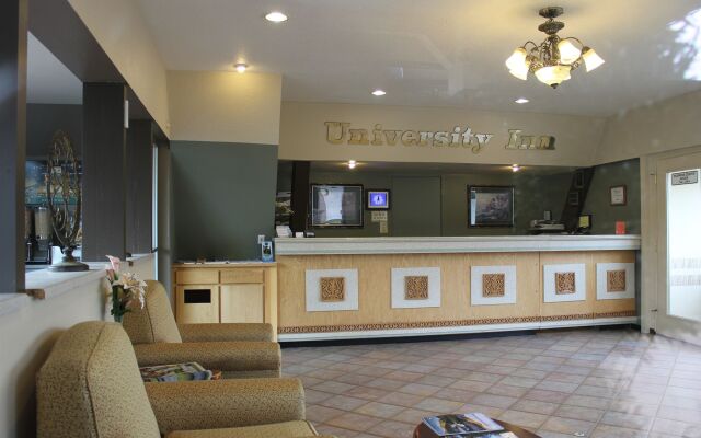 University Inn & Suites