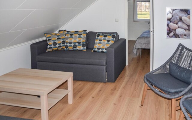 Awesome Home in Löttorp With 5 Bedrooms