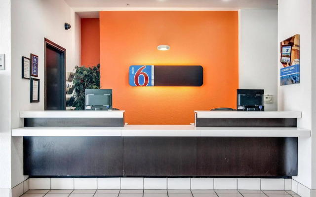 Motel 6 Cedar Park, TX