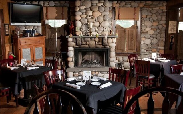 The Frogtown Inn And 6 Acres Restaurant