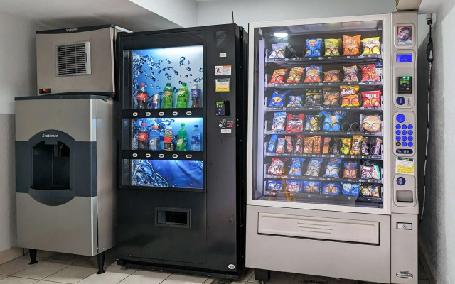 Motel 6 Nashua, NH - South