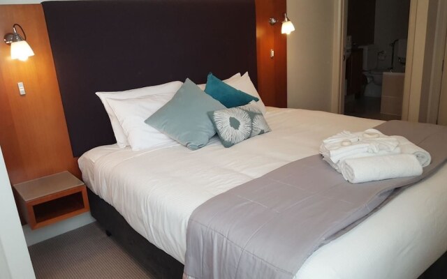 QV Cosy Viaduct Harbour Apartment - 854