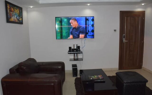Platinum Inn Gee Hotel