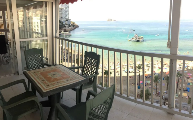Levante Beach Seafront Apartment