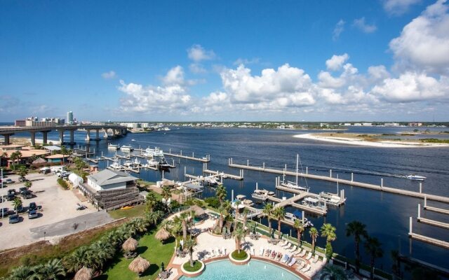 Crb0816 2 Bedroom Condo