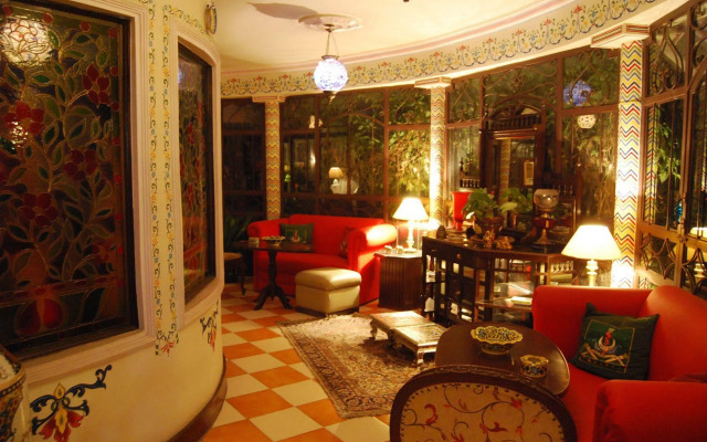 Sugan Niwas Palace