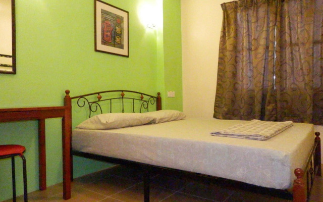 Travellers Planet Hotel & Guest House