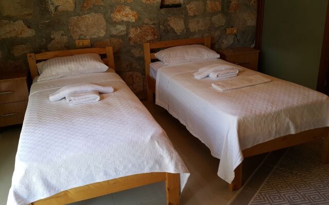 Kabak Armes Hotel
