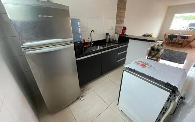Casa Duplex 2 quartos com amplo quintal