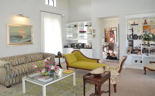 Vineyard Views Country House