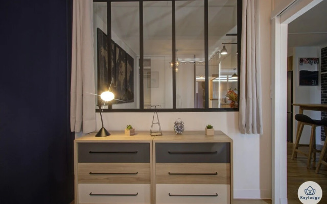 T2 Black and Wood - 45m2- 5min du centre