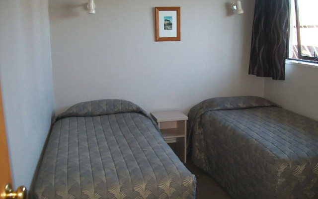 Sierra Motel
