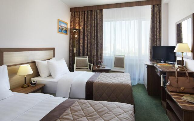 Favorit accommodation service (official partner of the Delta Izmailovo Hotel)
